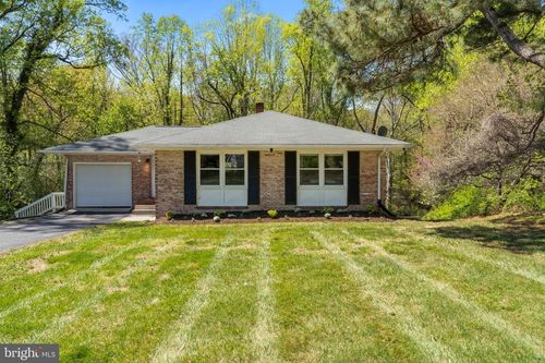 8248 Eden Dr, KING GEORGE, VA, 22485-4127 | Card Image