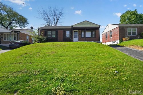 238 Emerling Dr, Saint Louis, MO, 63121-1022 | Card Image