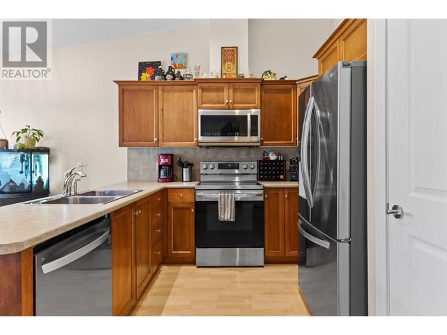 14 - 225 Glen Park Dr, Townhouse with 3 bedrooms, 2 bathrooms and 2 parking in Kelowna BC | Image 6