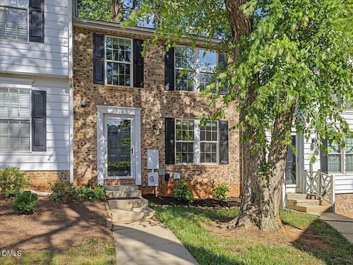819 Genford Ct, Raleigh, NC, 27609-3666 | Card Image