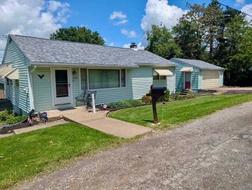 3000 30th St, Beaver Falls, PA, 15010-2213 | Card Image