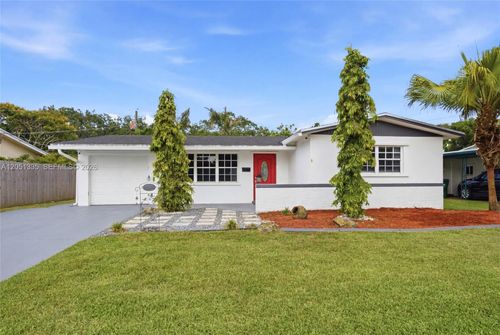 5070 Sw 95th Ave, Cooper City, FL, 33328-4120 | Card Image