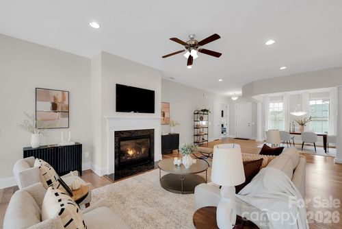 14920 High Bluff Ct, Charlotte, NC, 28278-4402 | Card Image