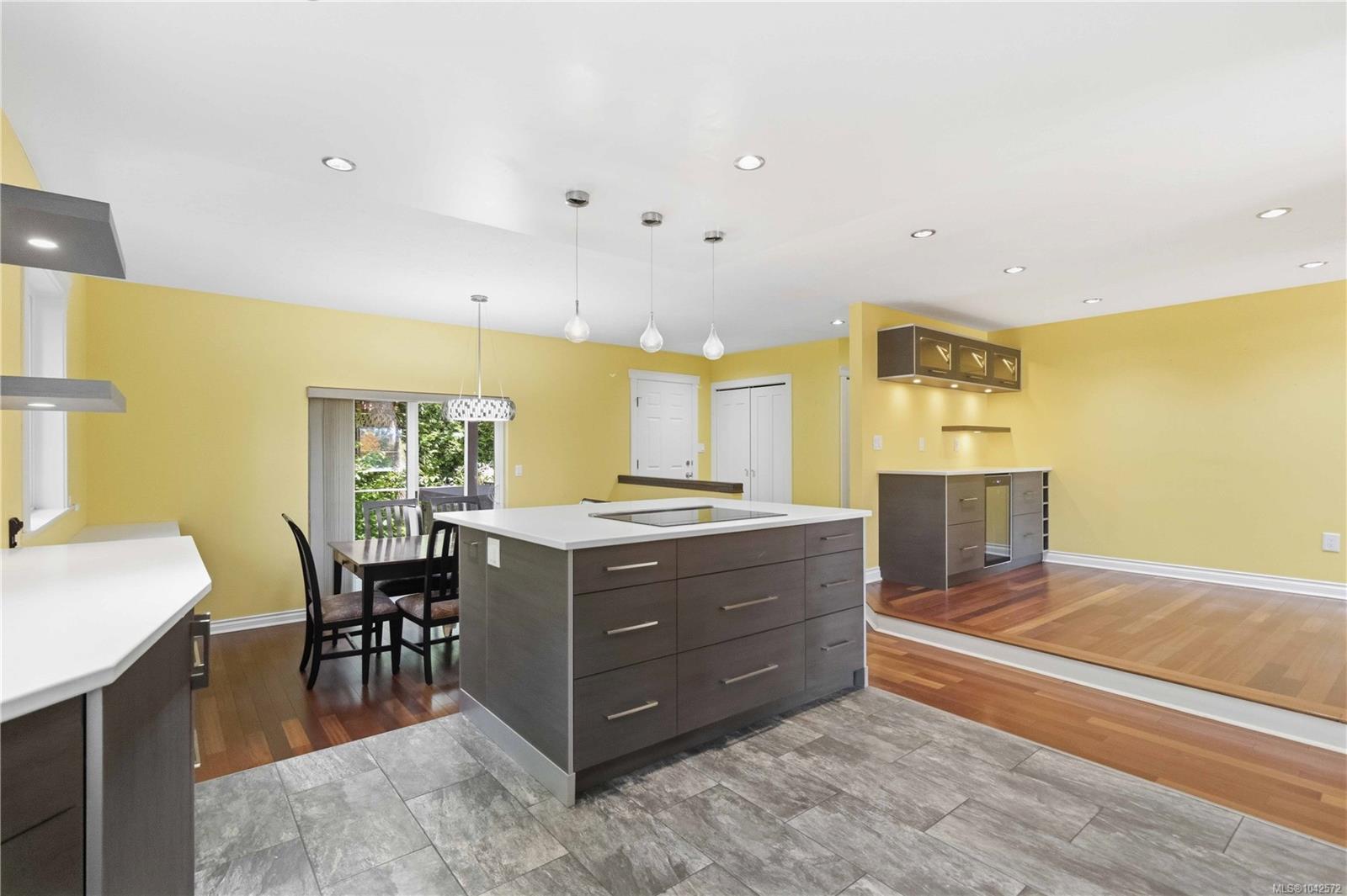 Residential in View Royal 5