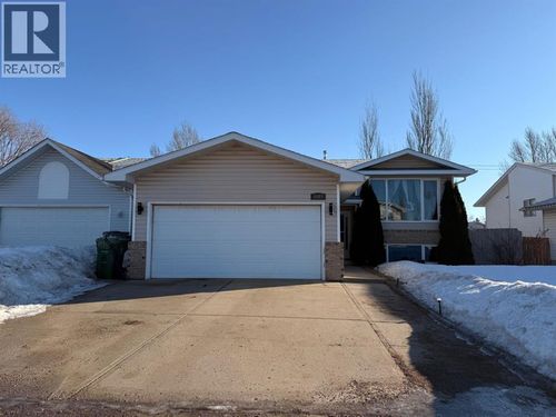 4009 59 Avenue Close, Lloydminster, AB, T9V2R9 | Card Image