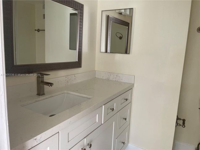 APT-103 - 9401 Evergreen Pl, Townhouse with 3 bedrooms, 3 bathrooms and null parking in Davie FL | Image 9