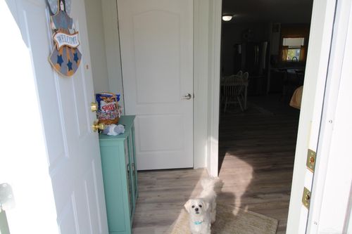 104 Oldbrook Ln, Port Huron, MI, 48060-4969 | Card Image