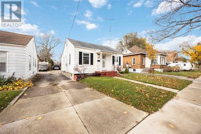 399 Mitton St S, House other with 2 bedrooms, 1 bathrooms and null parking in Sarnia ON | Image 3