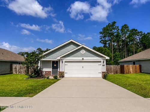 10211 Willow Leaf Dr, Gulfport, MS, 39503-5681 | Card Image