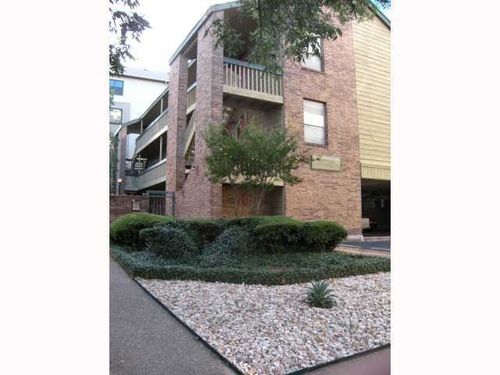 apt-304-2210 Pearl St, Austin, TX, 78705-5031 | Card Image