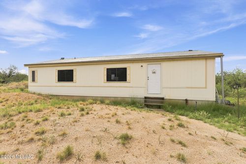 1930 N Red Rock Rd, Dragoon, AZ, 85609-2069 | Card Image