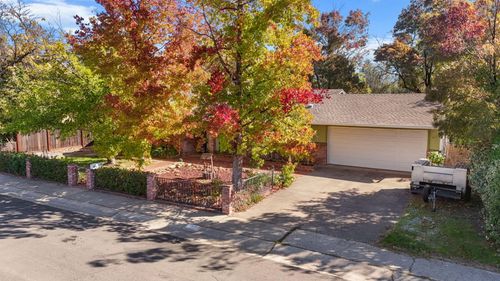 3010 Winding Way, Redding, CA, 96003-2209 | Card Image