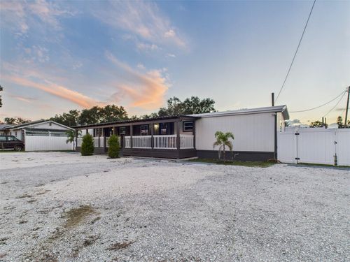 221 1st St, DAVENPORT, FL, 33837-9143 | Card Image