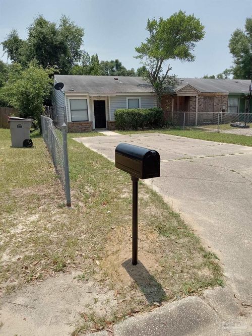 3731 Frontera Cir, Pensacola, FL, 32505-7371 | Card Image