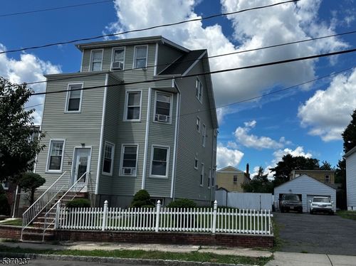 95 Cedar Hill Ave, Belleville, NJ, 07109-2034 | Card Image