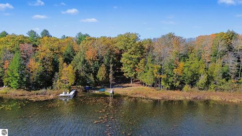 790 Dyer Lake Road, Traverse City, MI, 49685 | Card Image