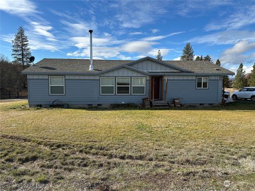706 Lyle Goldendale Rd, Centerville, WA, 98613 | Card Image