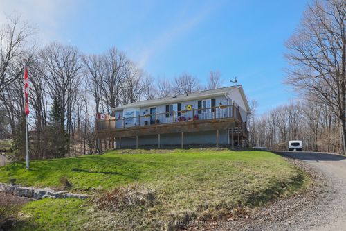 1513B Whelan Rd, Renfrew, ON, K7V3Z7 | Card Image