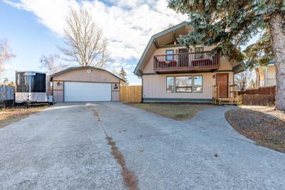 546 3 A Ave W, House other with 6 bedrooms, 2 bathrooms and 6 parking in Cardston AB | Image 1