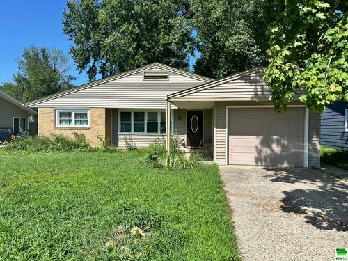 108 S Oak St, Marcus, IA, 51035-7746 | Card Image