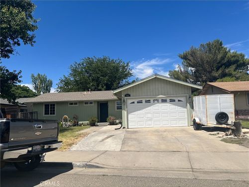 1920 Carol Ave, Dos Palos, CA, 93620-2913 | Card Image