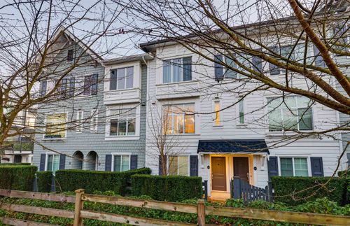 113-15230 Guildford Dr, Surrey, BC, V3R0C8 | Card Image