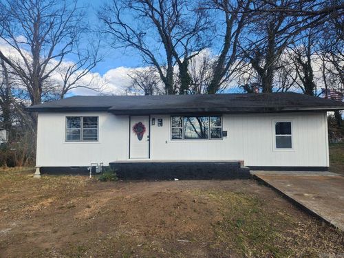 685 S 9th St, Batesville, AR, 72501-5737 | Card Image