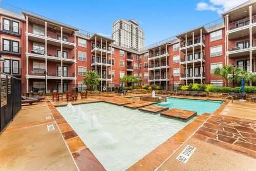 apt-237-2400 Mccue Rd, Houston, TX, 77056-5114 | Card Image