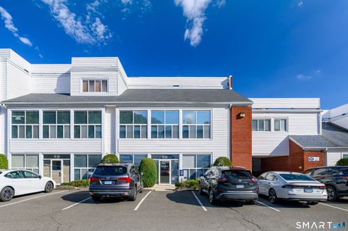 c21-246 Federal Road, Brookfield, CT, 06804 | Card Image