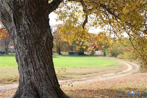 122 Dogwood Ln, Kenbridge, VA, 23944-3510 | Card Image