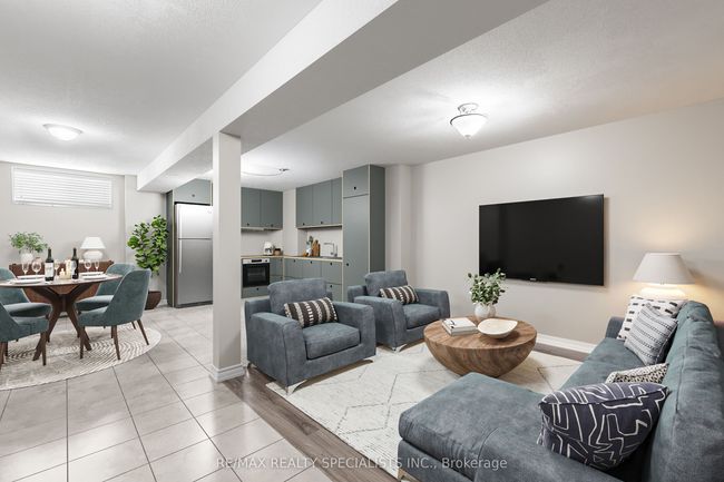 69 Red Maple Dr, House other with 4 bedrooms, 2 bathrooms and 2 parking in Brampton ON | Image 9