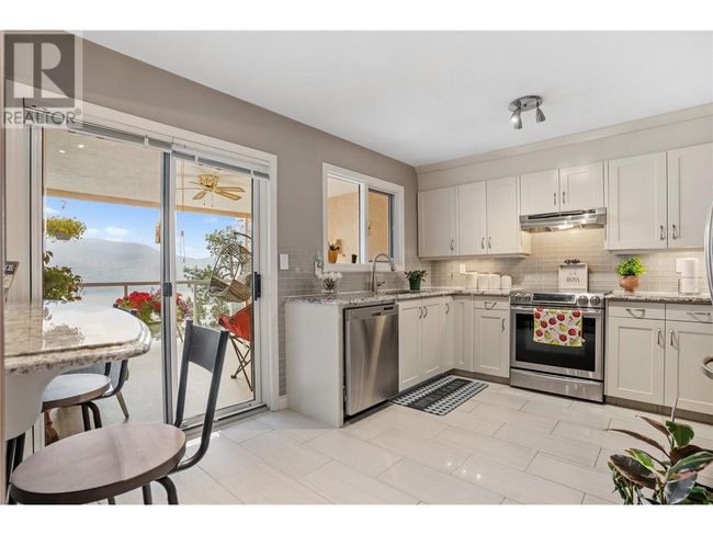 105 - 4460 Ponderosa Dr, Townhouse with 3 bedrooms, 3 bathrooms and 1 parking in Peachland BC | Image 14