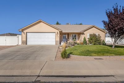 463 Modoc Street, House other with 3 bedrooms, 2 bathrooms and null parking in Grand Junction CO | Image 1