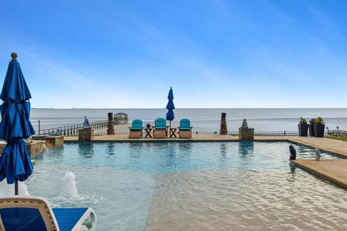 12734 Tri City Beach Rd, Beach City, TX, 77523-0913 | Card Image