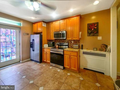 2104 W Cheltenham Ave, PHILADELPHIA, PA, 19138-2215 | Card Image