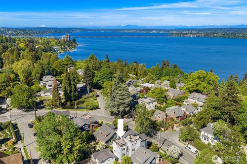 1802 38th Ave, Seattle, WA, 98122-3449 | Card Image
