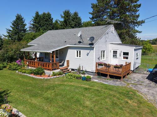 613 Bog Road, Limestone, ME, 04750 | Card Image
