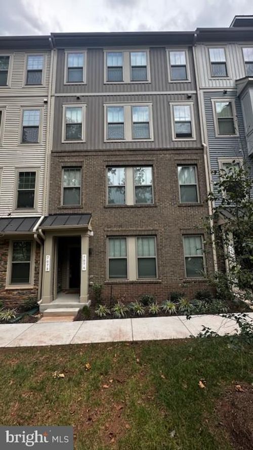 a-707 Thomas Ln, MANASSAS PARK, VA, 20111 | Card Image