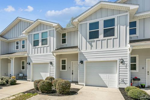 8991 Brigade Trl, Pensacola, FL, 32534-5375 | Card Image