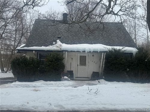 1443 Wyoming Ave, Niagara Falls, NY, 14305-1172 | Card Image