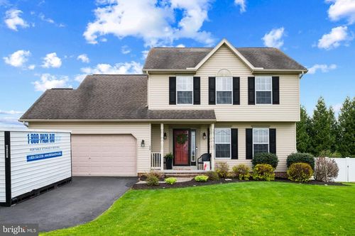 239 Race Horse Rd, Hanover, PA, 17331-7808 | Card Image