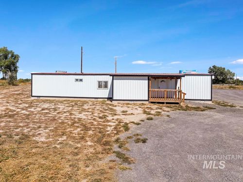 1882 Frontage Rd S, Wendell, ID, 83355-3339 | Card Image