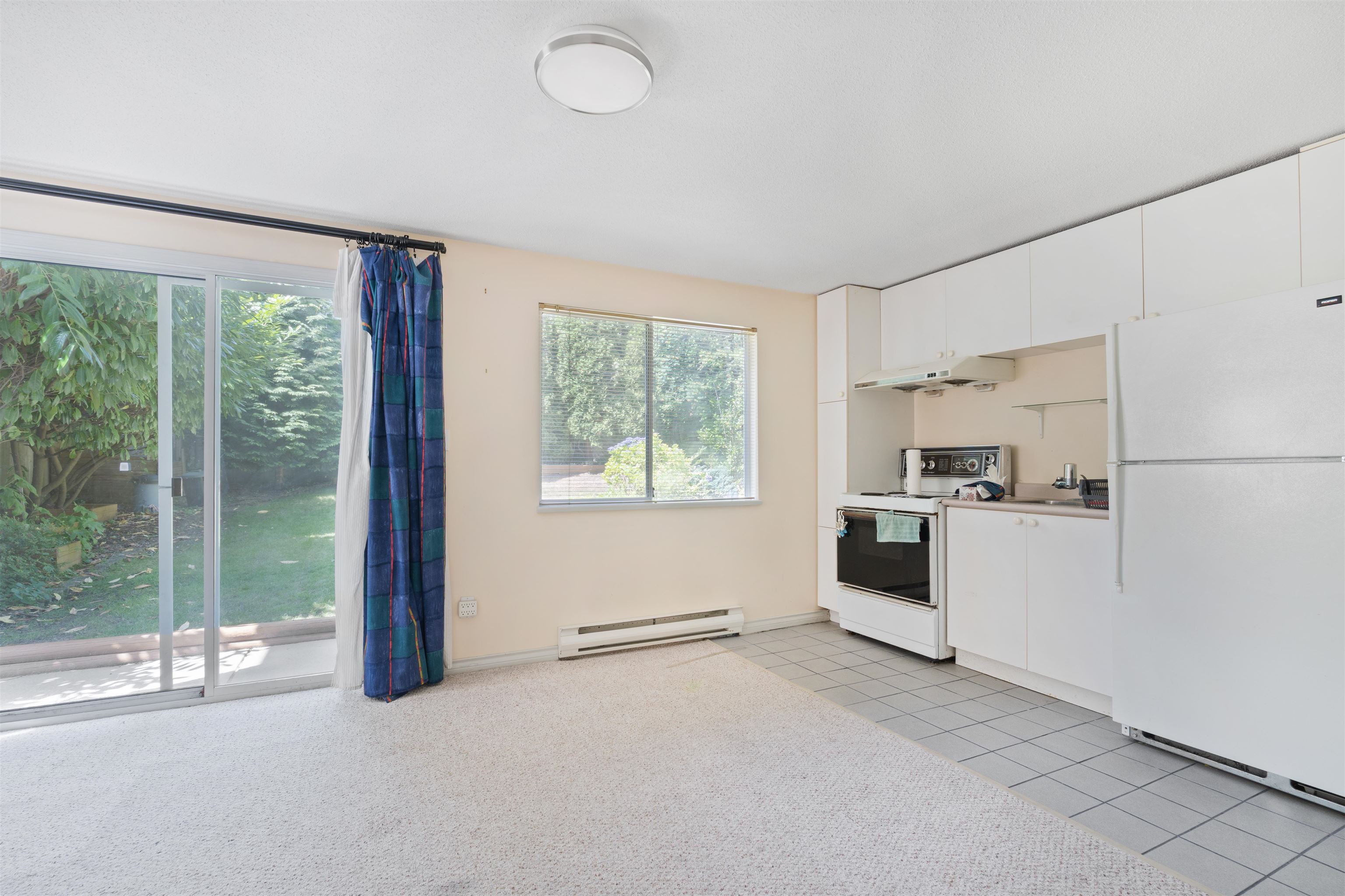 Residential in North Vancouver 5