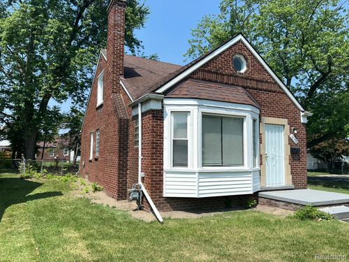 18313 Saint Marys St, Detroit, MI, 48235-3189 | Card Image