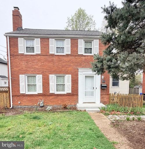 6031 9th St N, ARLINGTON, VA, 22205-1403 | Card Image