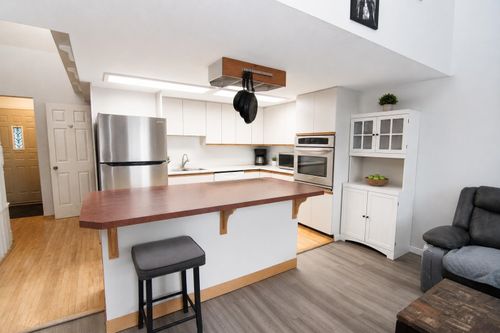 4-20229 Fraser Highway, Langley, BC, V3A4E7 | Card Image