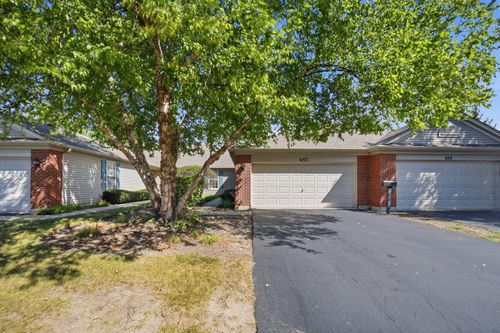 657 S Curran Rd, Round Lake, IL, 60073-5628 | Card Image