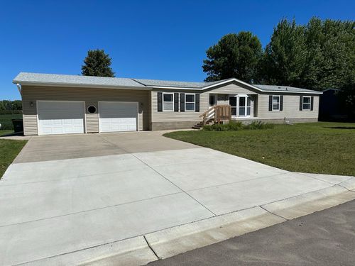 91 Blashack St, Waldorf, MN, 56091 | Card Image
