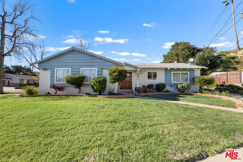 9413 La Reina Pl, Tujunga, CA, 91042-3426 | Card Image