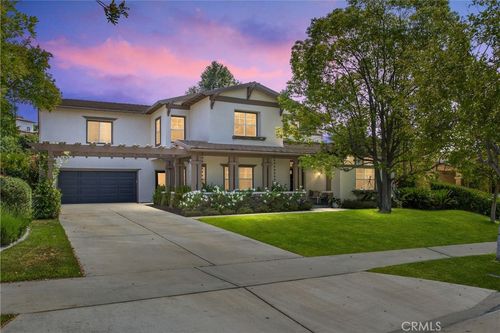 512 Golden West Dr, Redlands, CA, 92373-6897 | Card Image